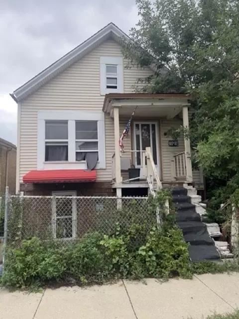 4034 S Maplewood Ave, Chicago, IL 60632