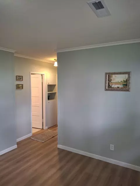 Entry Way - 304 Depot St, Walnut, IL 61376 photo 1 of 1