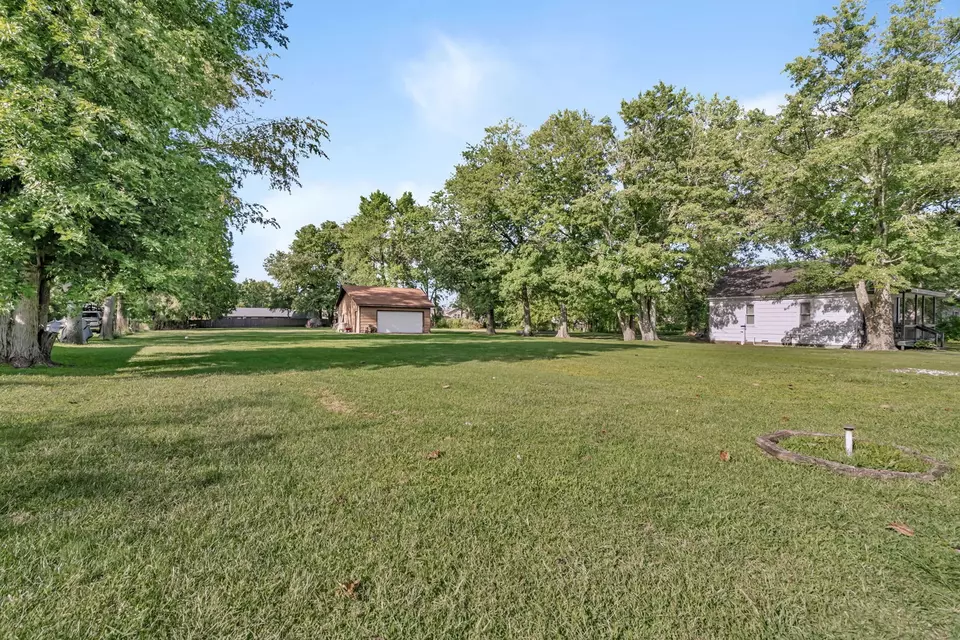  430 W 7th St, Braidwood, IL 60408 photo 2