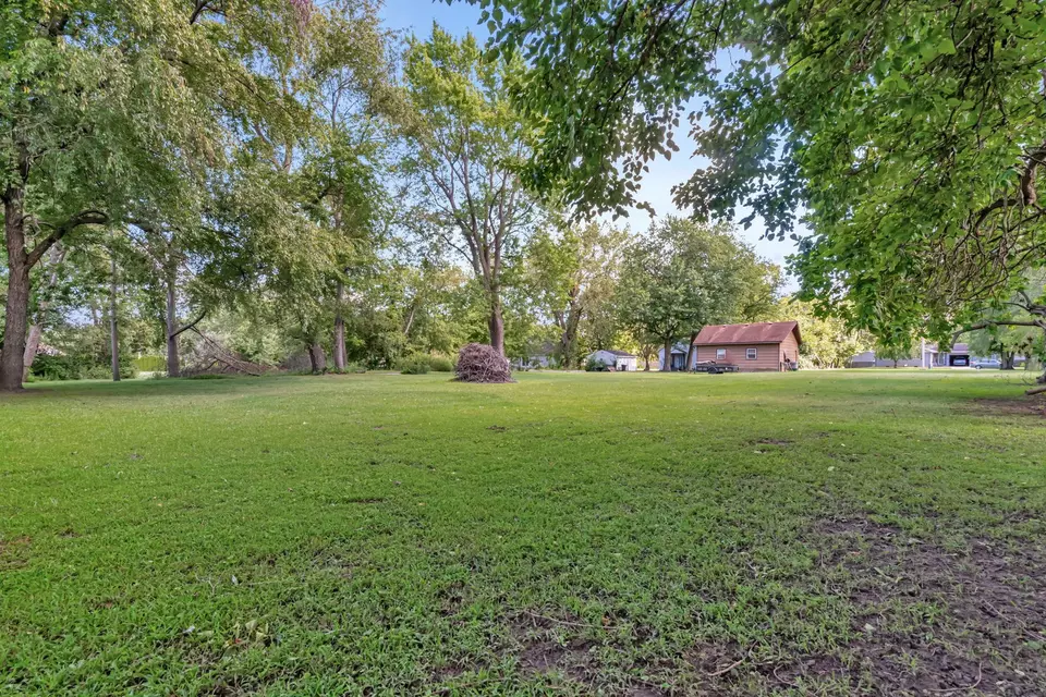  430 W 7th St, Braidwood, IL 60408 photo 4