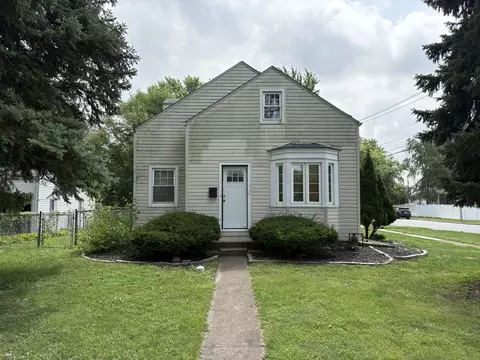 3125 W 114th St, Merrionette Park, IL 60803
