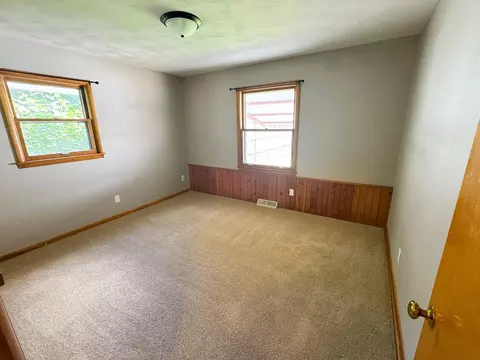 Bedroom - 516 Assembly Pl, Dixon, IL 61021 photo 2 of 5