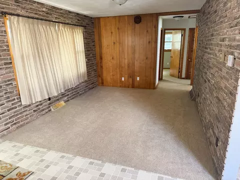 Living - 516 Assembly Pl, Dixon, IL 61021 photo 1 of 1