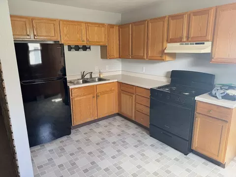 Kitchen - 516 Assembly Pl, Dixon, IL 61021 photo 1 of 1