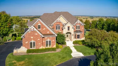 10 N916 Highland Trl, Hampshire, IL 60140