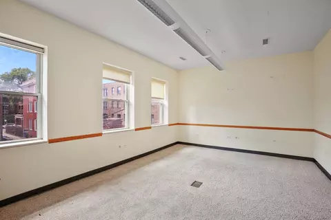 Other - 1036 E Hyde Park Blvd, Chicago, IL 60615 photo 4 of 5
