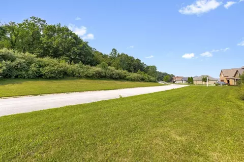8160 Lakeview Ct, Winfield, IN 46307 photo 28