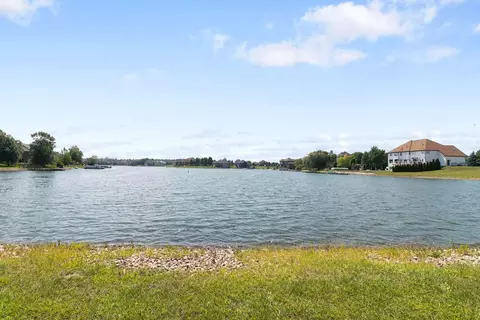 8160 Lakeview Ct, Winfield, IN 46307 photo 16