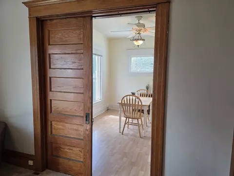 117 5th St, Aurora, IL 60505 photo 5