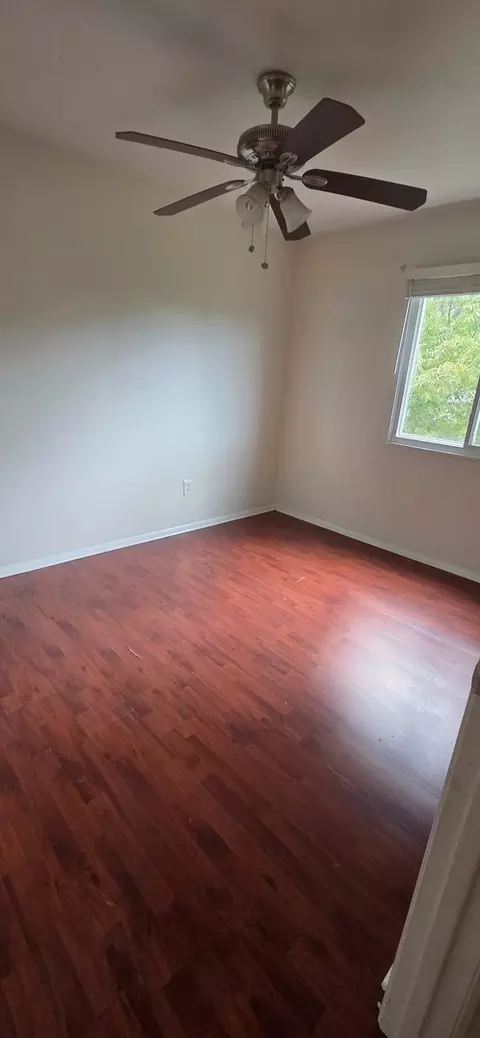 Bedroom - 2001 S Mattis Ave #E, Champaign, IL 61821 photo 2 of 2