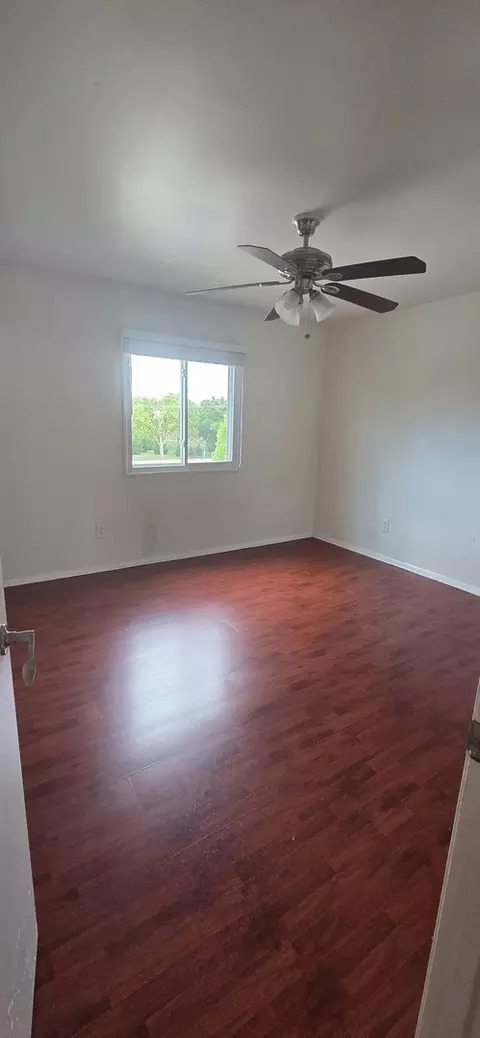 Bedroom - 2001 S Mattis Ave #E, Champaign, IL 61821 photo 1 of 2