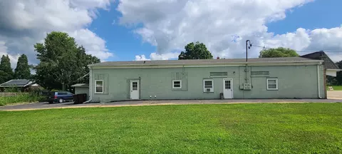 8 12 E Main St, Mount Morris, IL 61054 photo 4