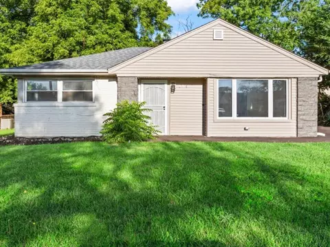 326 Nassau St, Park Forest, IL 60466