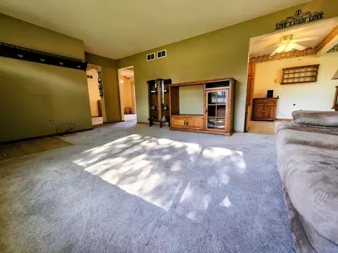 Living - 1900 Mystic Dr, Plainfield, IL 60586 photo 2 of 3