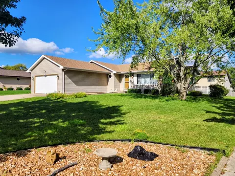 Exterior - 1900 Mystic Dr, Plainfield, IL 60586 photo 2 of 6