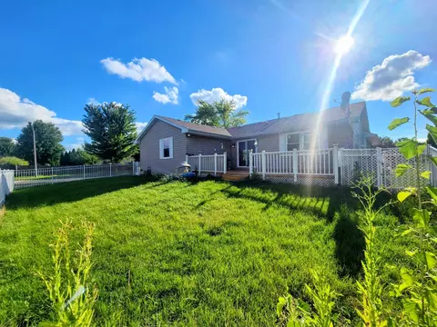 Exterior - 1900 Mystic Dr, Plainfield, IL 60586 photo 4 of 6