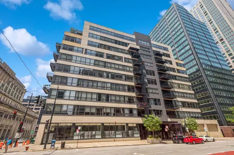 130 S Canal St #210, Chicago, IL 60606