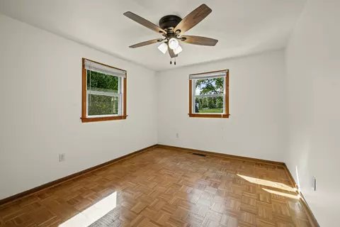 Bedroom - 533 Wendt Ave, East Dundee, IL 60118 photo 2 of 4