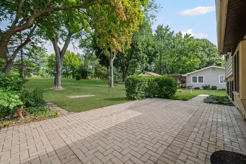 Exterior - 533 Wendt Ave, East Dundee, IL 60118 photo 2 of 5