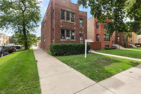 3657 N Bernard St, Chicago, IL 60618