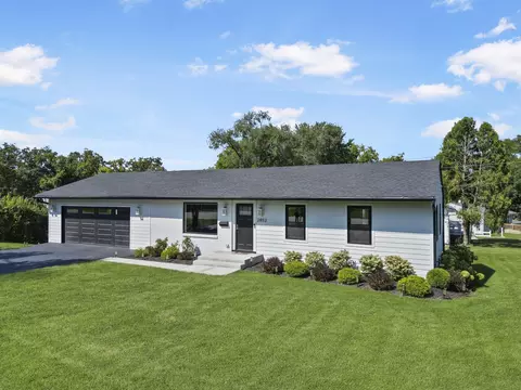 2852 Everglade Ave, Woodridge, IL 60517