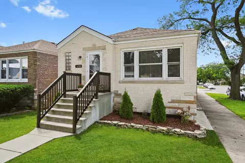 7200 S Troy St, Chicago, IL 60629
