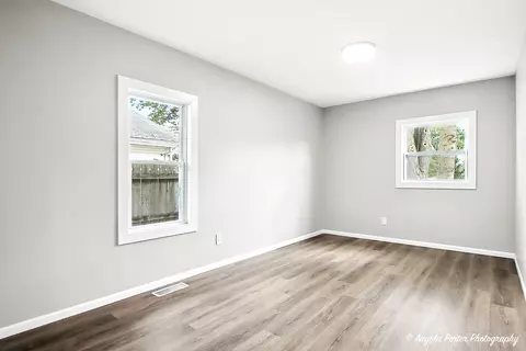 Bedroom - 2029 Gideon Ave, Zion, IL 60099 photo 2 of 4