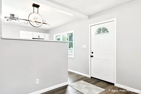 Entry Way - 2029 Gideon Ave, Zion, IL 60099 photo 1 of 1