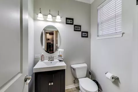 Bath - 1113 Draper Rd, Mchenry, IL 60050 photo 1 of 3