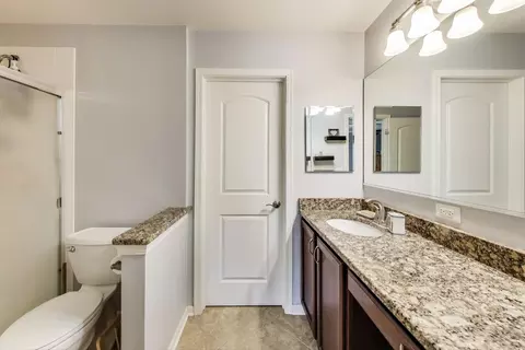 Bath - 1113 Draper Rd, Mchenry, IL 60050 photo 3 of 3