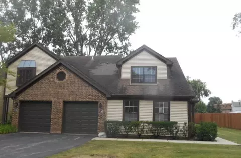 738 Brandon Pl, Wheeling, IL 60090 photo 2