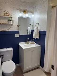 Bath - 3552 E Orchard Dr, Decatur, IL 62521 photo 3 of 3