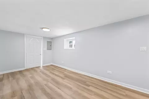 Living - 3237 W 83rd Pl, Chicago, IL 60652 photo 5 of 5