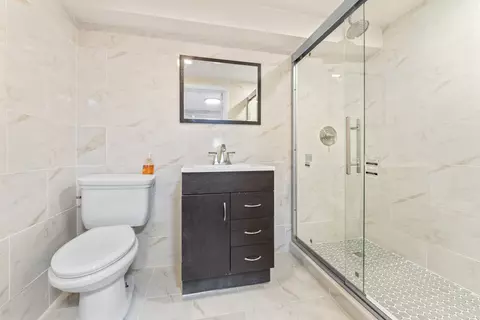 Bath - 3237 W 83rd Pl, Chicago, IL 60652 photo 2 of 2