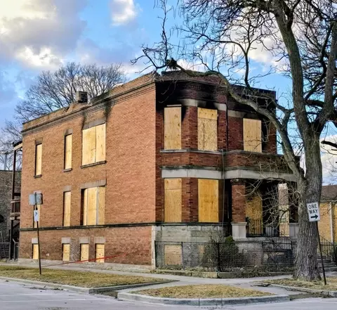 5658 S Hermitage Ave, Chicago, IL 60636