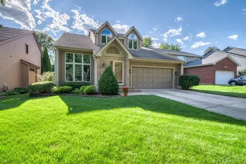 440 Lindley Ave, Westmont, IL 60559