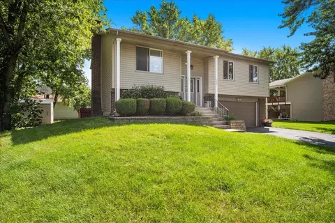 222 Aspen Ct, Bolingbrook, IL 60440