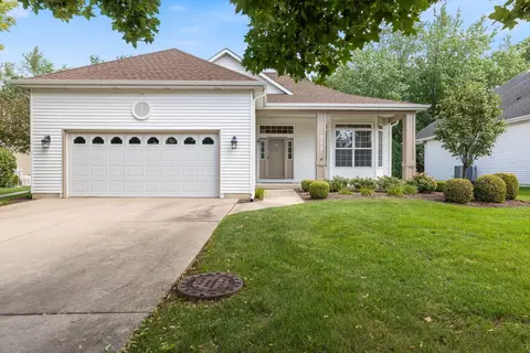 712 Sanctuary Ln, Joliet, IL 60435
