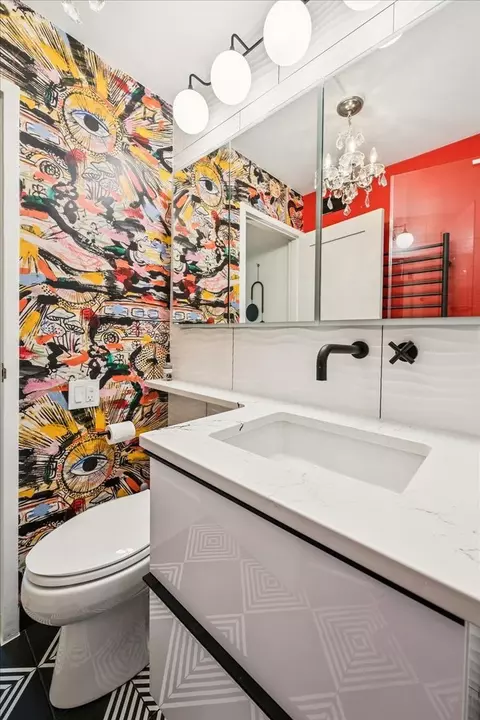 Bath - Undisclosed, Chicago, IL 60610 photo 2 of 2