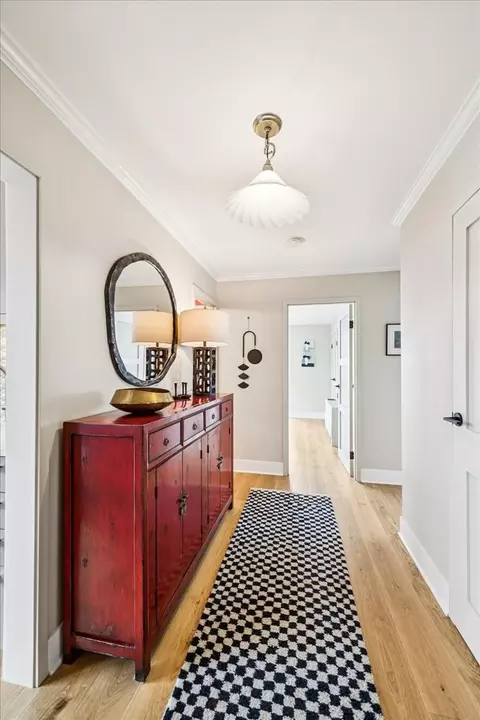Entry Way - Undisclosed, Chicago, IL 60610 photo 1 of 3