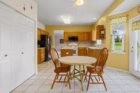 Kitchen - 21331 W Juniper Ln, Plainfield, IL 60544 photo 4 of 4
