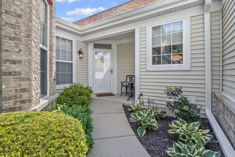 21331 W Juniper Ln, Plainfield, IL 60544