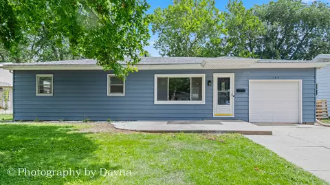 740 Jonette Ave, Bradley, IL 60915