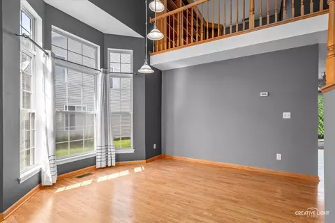 Living - 14215 S Longview Ln, Plainfield, IL 60544 photo 2 of 5