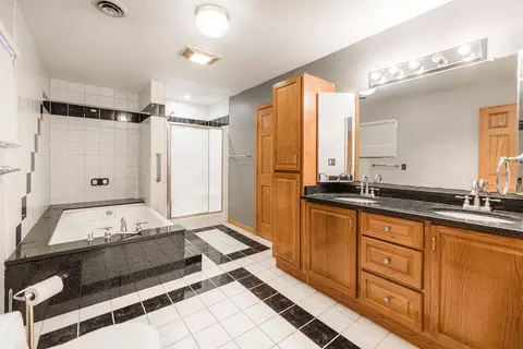4 N427 3rd Ave, Addison, IL 60101 photo 21