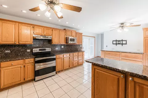 4 N427 3rd Ave, Addison, IL 60101 photo 8
