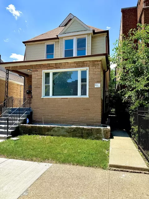 8720 S May St, Chicago, IL 60620