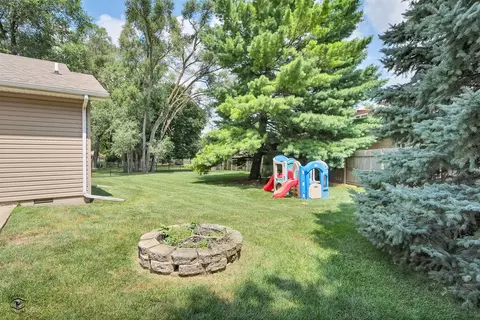 Exterior - 1425 Timber Ridge Ct, Kankakee, IL 60901 photo 5 of 6