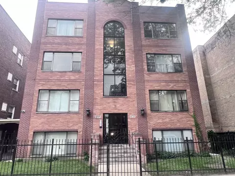 6741 S Merrill Ave SE #1S, Chicago, IL 60649