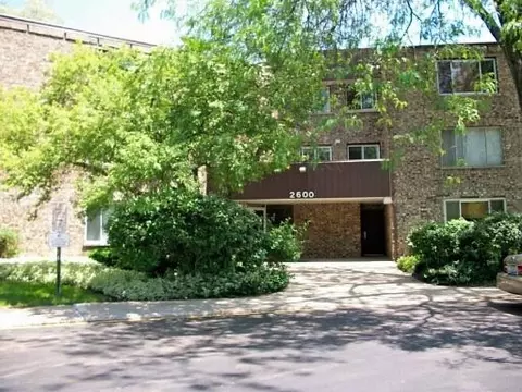 2600 Brookwood Way Dr #214, Rolling Meadows, IL 60008